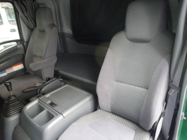 いすゞフォワードクレーン4段中型（4t）[写真34]