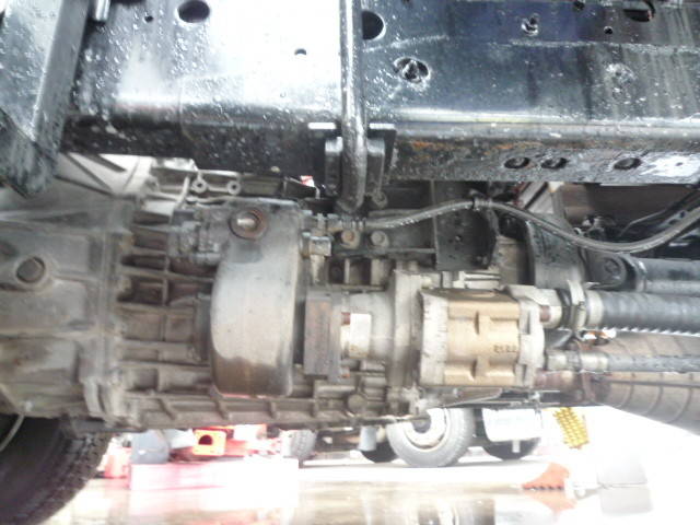 いすゞフォワードクレーン4段中型（4t）[写真09]