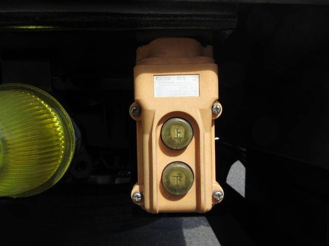 トヨタトヨエースアルミバン小型（2t・3t）[写真28]