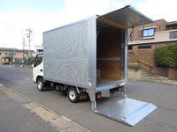 トヨタトヨエースアルミバン小型（2t・3t）[写真02]