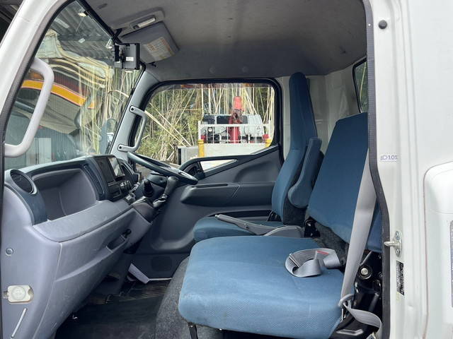 三菱ふそうキャンタークレーン4段小型（2t・3t）[写真29]