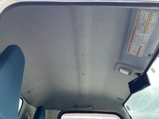 三菱ふそうキャンタークレーン4段小型（2t・3t）[写真30]