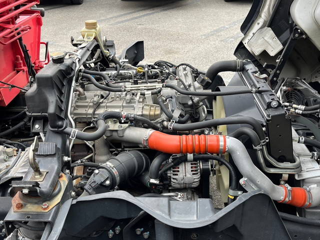 三菱ふそうキャンタークレーン4段小型（2t・3t）[写真32]