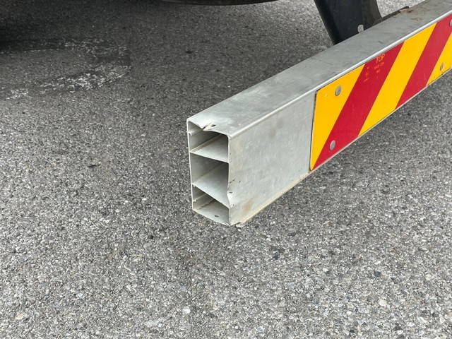 三菱ふそうキャンタークレーン4段小型（2t・3t）[写真36]