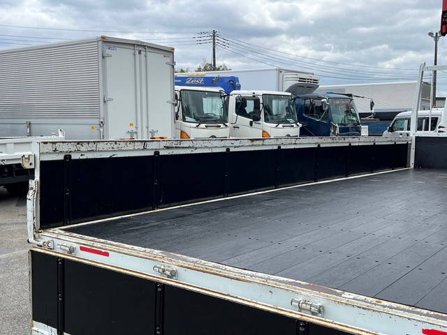 三菱ふそうキャンタークレーン4段小型（2t・3t）[写真08]