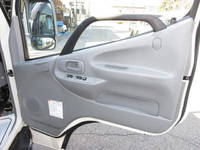 日野デュトロアルミバン小型（2t・3t）[写真17]