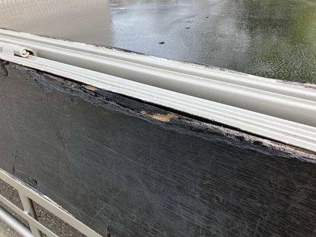 三菱ふそうキャンター平ボディ小型（2t・3t）[写真15]