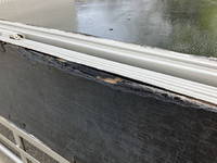 三菱ふそうキャンター平ボディ小型（2t・3t）[写真15]