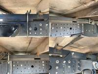 三菱ふそうキャンター平ボディ小型（2t・3t）[写真22]