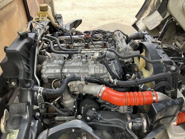 三菱ふそうキャンター平ボディ小型（2t・3t）[写真25]