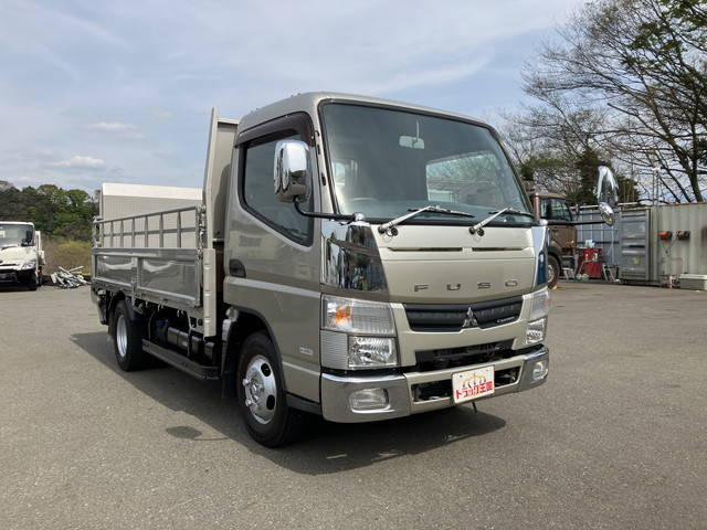 三菱ふそうキャンター平ボディ小型（2t・3t）[写真03]