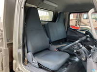 三菱ふそうキャンター平ボディ小型（2t・3t）[写真31]