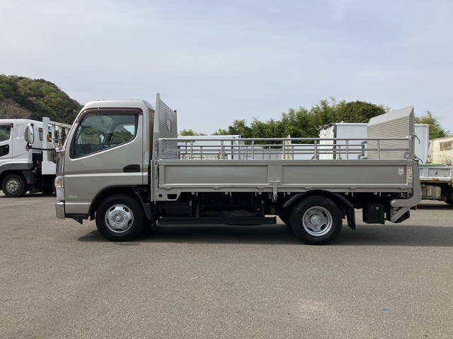 三菱ふそうキャンター平ボディ小型（2t・3t）[写真05]