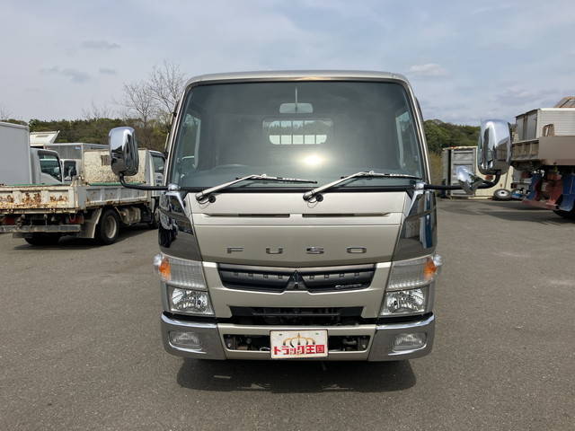 三菱ふそうキャンター平ボディ小型（2t・3t）[写真07]
