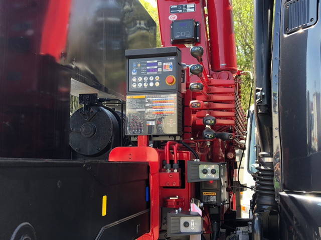 三菱ふそうファイタークレーン4段増トン（6t・8t）[写真21]