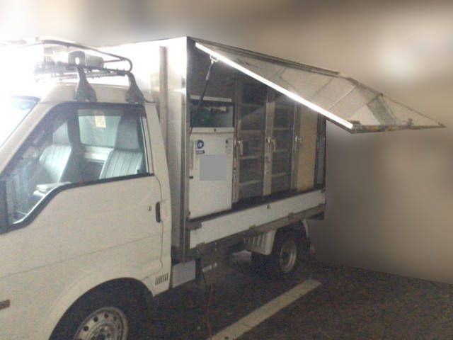 日産バネット移動販売車小型（2t・3t）[写真03]