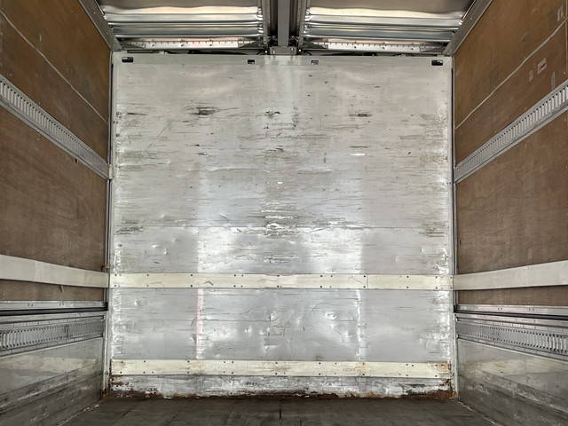 いすゞフォワードアルミウイング中型（4t）[写真11]