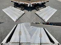 いすゞフォワードアルミウイング中型（4t）[写真18]