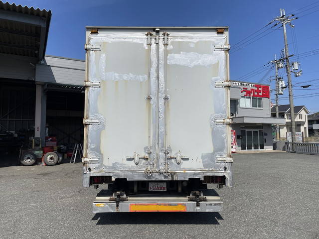 いすゞフォワードアルミウイング中型（4t）[写真08]