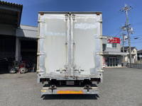 いすゞフォワードアルミウイング中型（4t）[写真08]