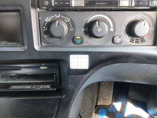 三菱ふそうスーパーグレートセルフローダー大型（10t）[写真38]