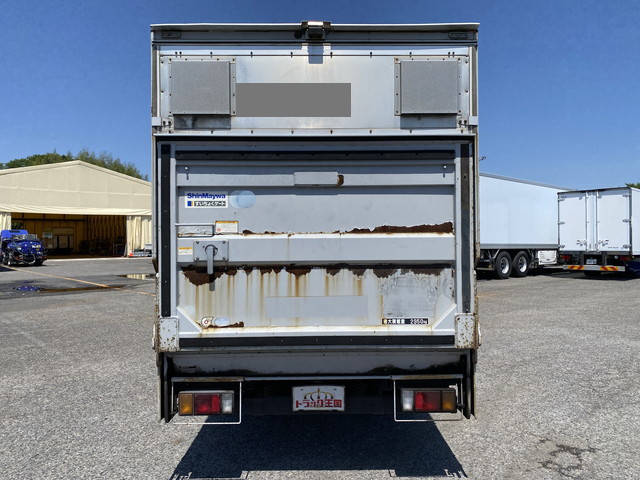 いすゞエルフアルミバン小型（2t・3t）[写真10]