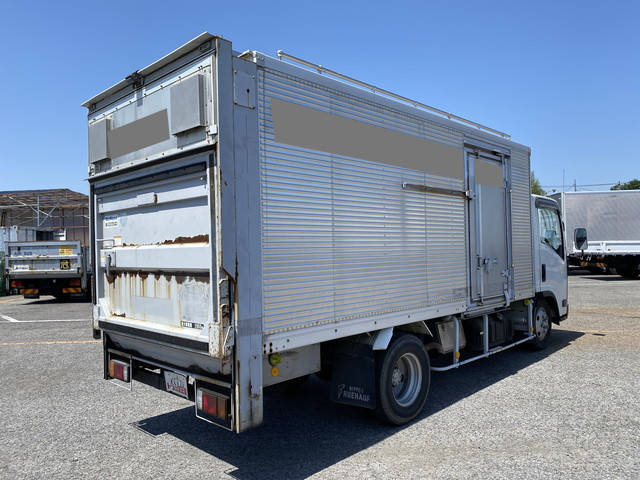 いすゞエルフアルミバン小型（2t・3t）[写真02]