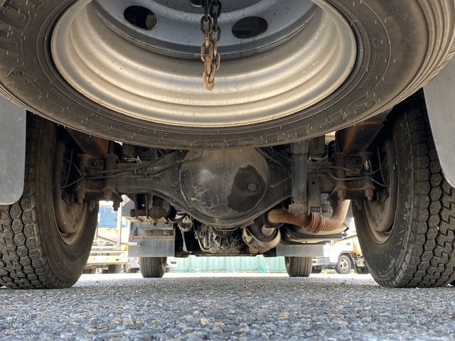 いすゞエルフアルミバン小型（2t・3t）[写真21]