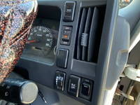 いすゞエルフアルミバン小型（2t・3t）[写真34]