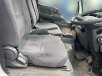 いすゞエルフ平ボディ小型（2t・3t）[写真18]