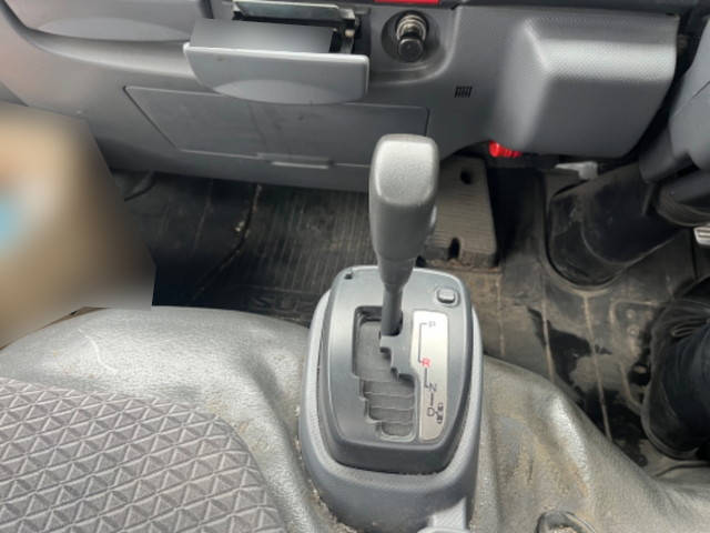 いすゞエルフ平ボディ小型（2t・3t）[写真22]