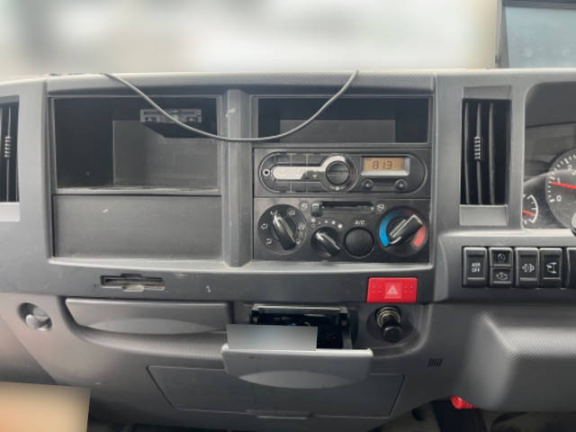 いすゞエルフ平ボディ小型（2t・3t）[写真23]