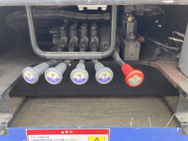 日野デュトロ高所作業車小型（2t・3t）[写真12]