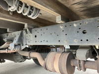 いすゞエルフ平ボディ小型（2t・3t）[写真13]