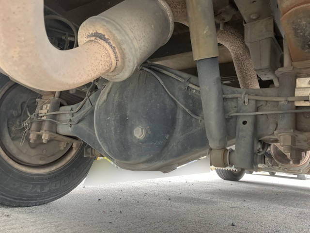 いすゞエルフ平ボディ小型（2t・3t）[写真14]