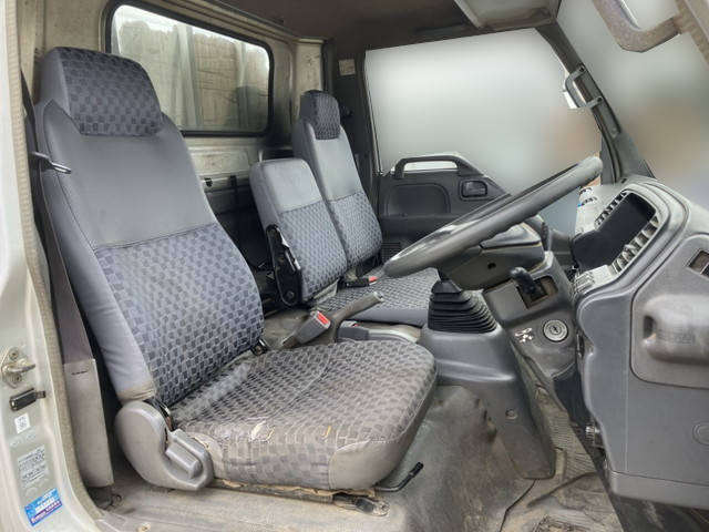 いすゞエルフ平ボディ小型（2t・3t）[写真21]