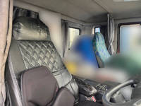 日野プロフィアアルミブロック大型（10t）[写真28]