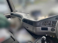 日野プロフィアアルミブロック大型（10t）[写真32]