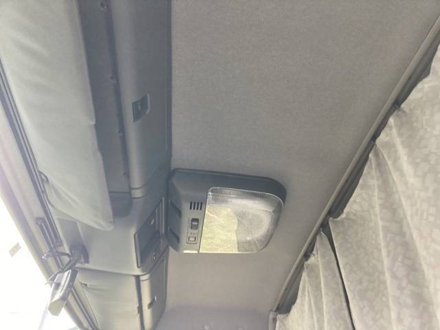 いすゞフォワードアルミウイング中型（4t）[写真30]