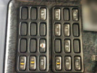 三菱ふそうスーパーグレートセルフクレーン4段大型（10t）[写真30]