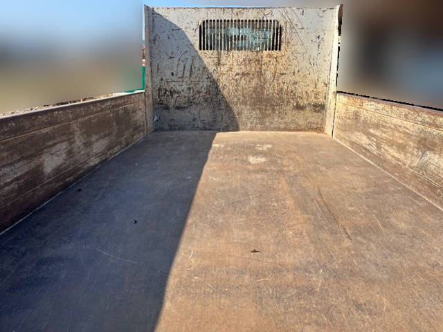 いすゞエルフダンプ小型（2t・3t）[写真12]