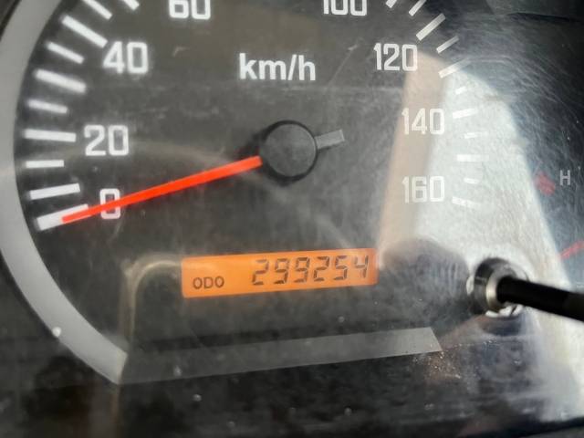 いすゞエルフアルミバン小型（2t・3t）[写真11]