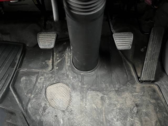 いすゞエルフアルミバン小型（2t・3t）[写真17]