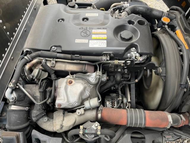 いすゞエルフアルミバン小型（2t・3t）[写真24]