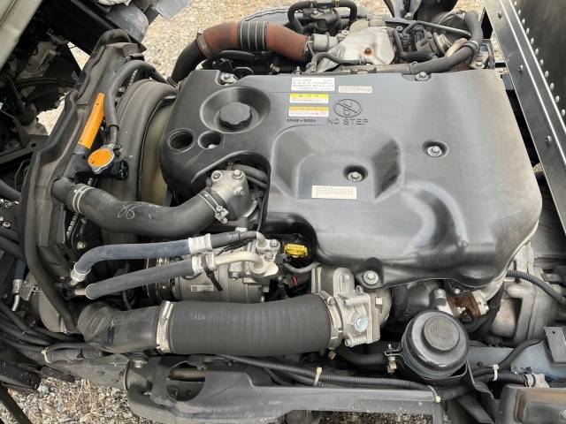 いすゞエルフアルミバン小型（2t・3t）[写真26]