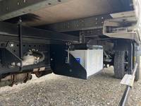 いすゞエルフアルミバン小型（2t・3t）[写真32]