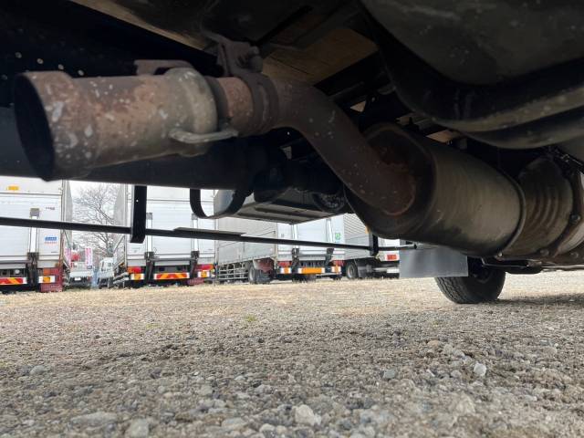 いすゞエルフアルミバン小型（2t・3t）[写真36]