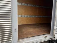 いすゞエルフアルミバン小型（2t・3t）[写真38]