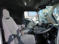 いすゞフォワードアルミウイング中型（4t）[写真11]