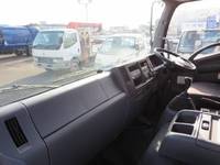 いすゞフォワードアルミウイング中型（4t）[写真13]